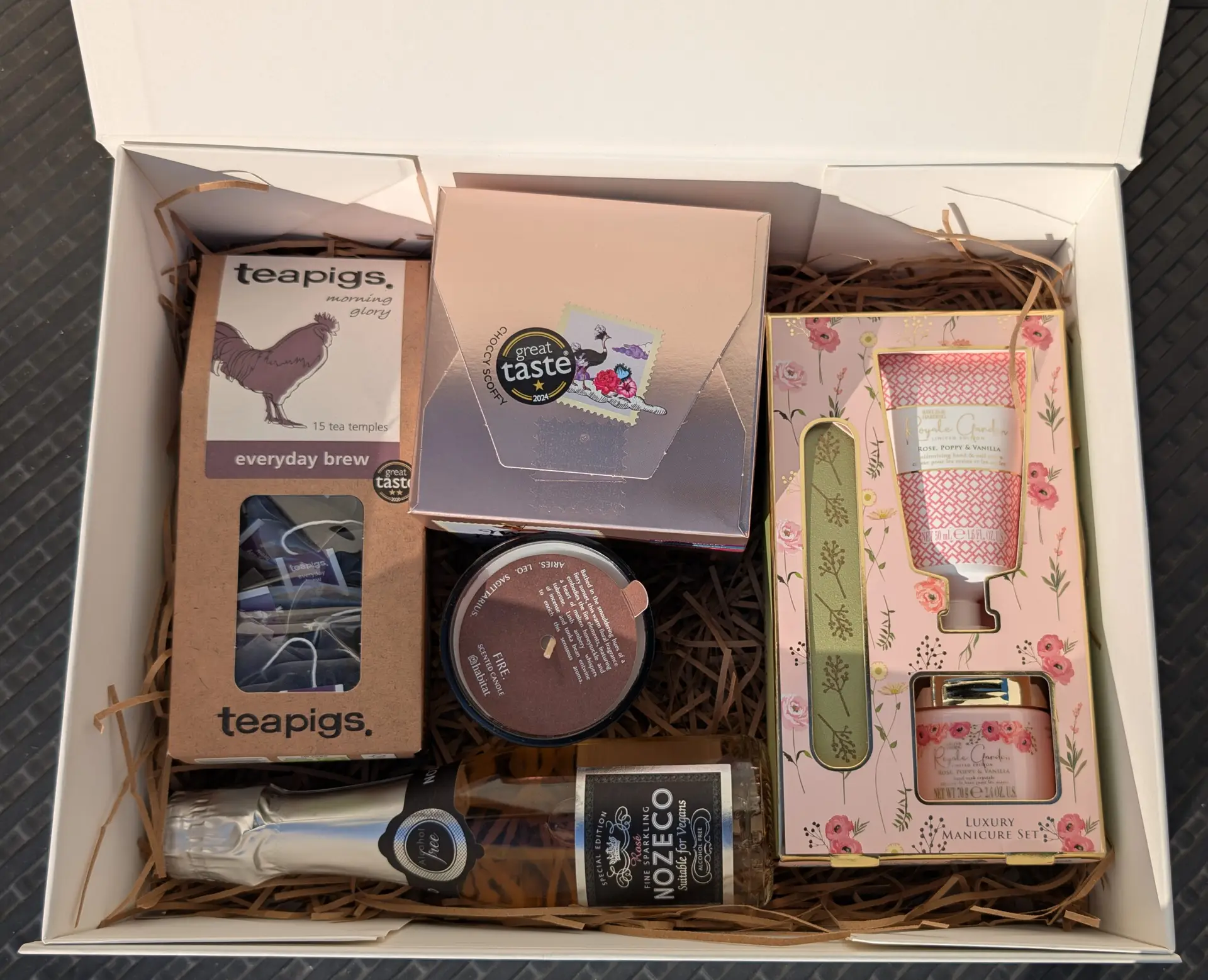 Corporate branded luxury hamper